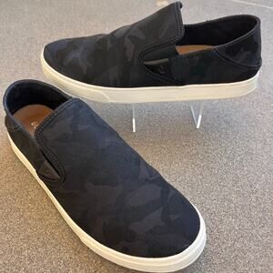 OluKai Pehuea Pa'I Camo Sneaker Black Lava Rock